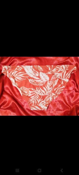 Majtki od stroju kąpielowego pomarańczowe