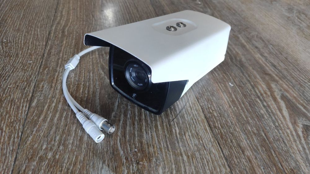 Камера зовнішнього спостереження (MHK-A9514X-130W) подсветка 100 м