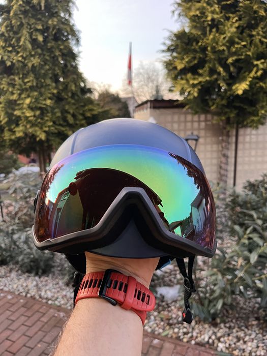 Kask narciarski UVEX