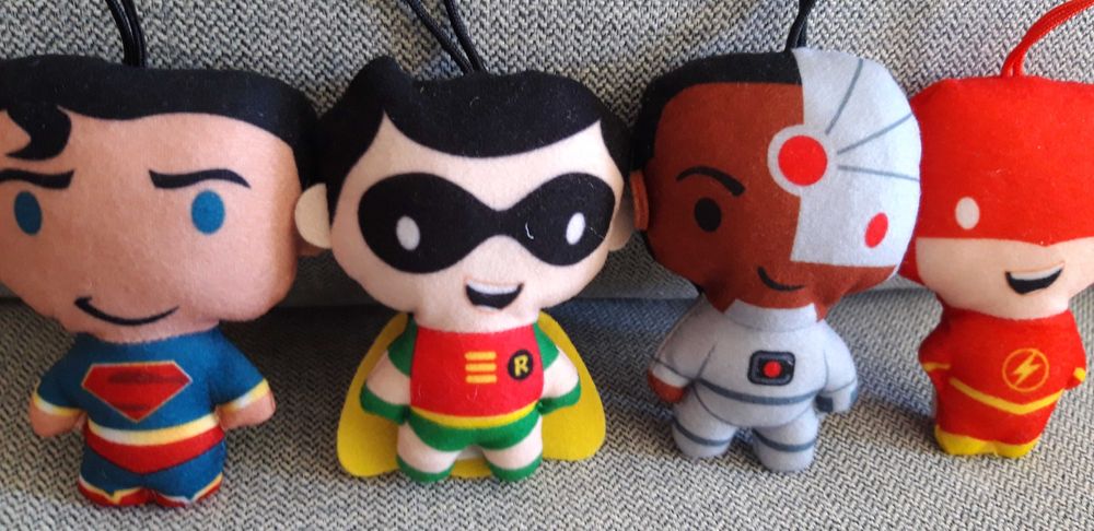 Conjunto de peluches DC Comics