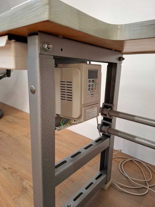 Maszyna do szycia przemysłowa klasy 1823