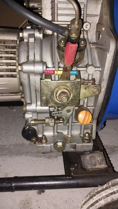 Продам дизельный генератор