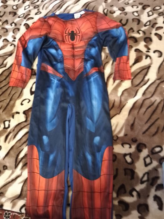 Прокат костюмів на свята