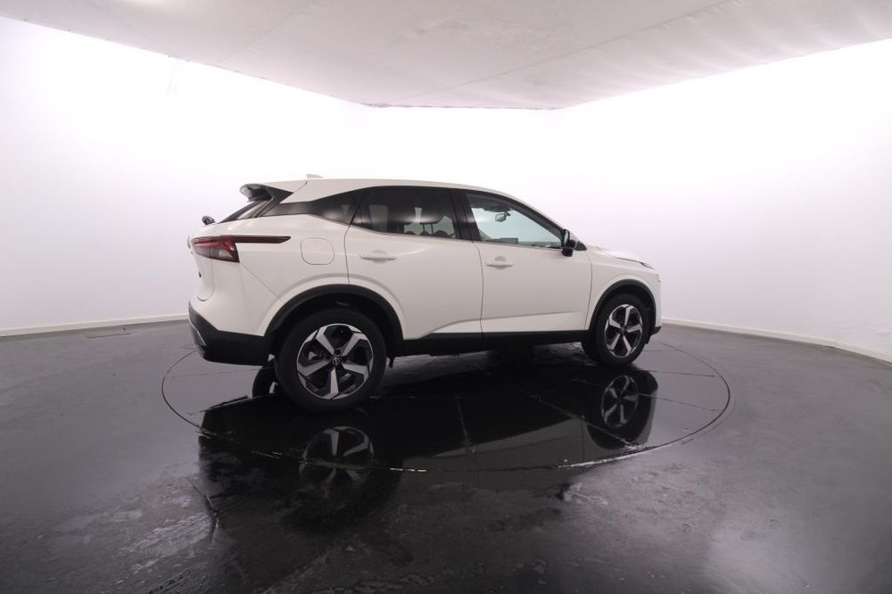 Nissan Qashqai 1.3 DIG-T N-Connecta LED Xtronic