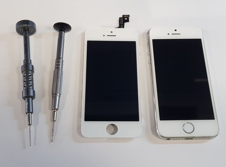 Serwis Naprawa iPHONE iPAD Bateria Ekran Wyświetlacz Klapka Szybka