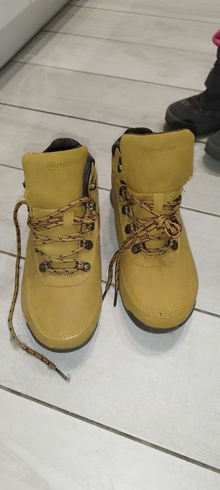 Buty nowe zymowe  , wygodne