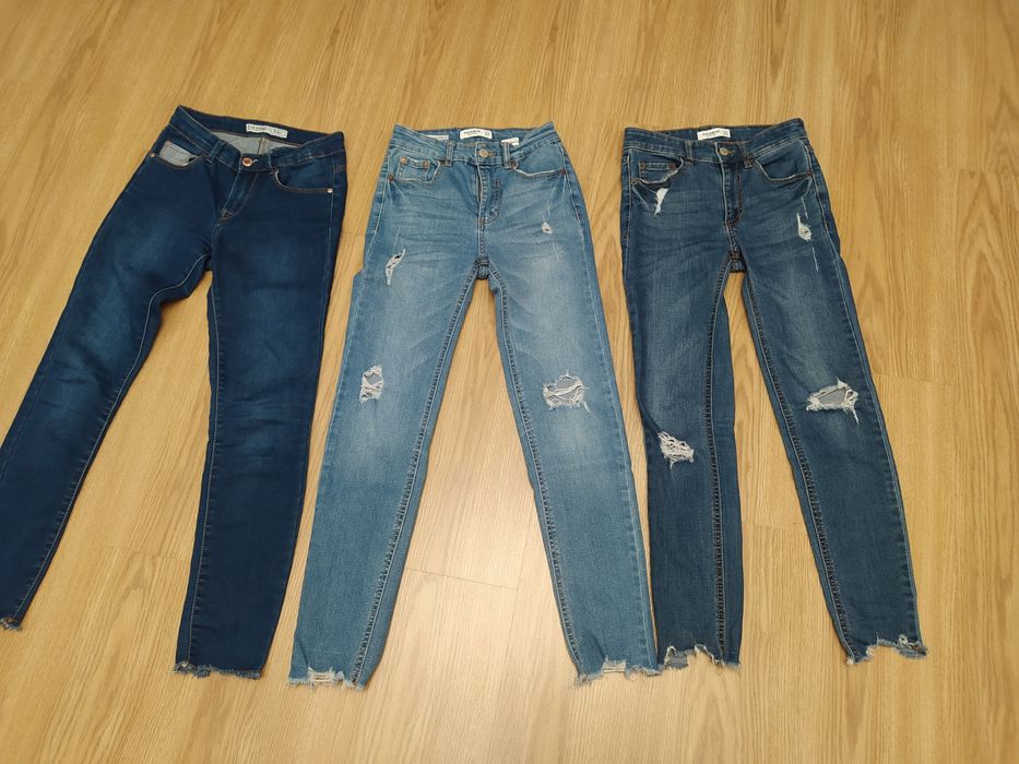 Calças de ganga Pull&Bear, tamanho 32 (+/- 12 anos)