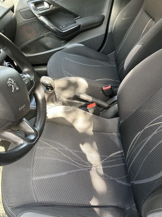 2013 Peugeot 208
