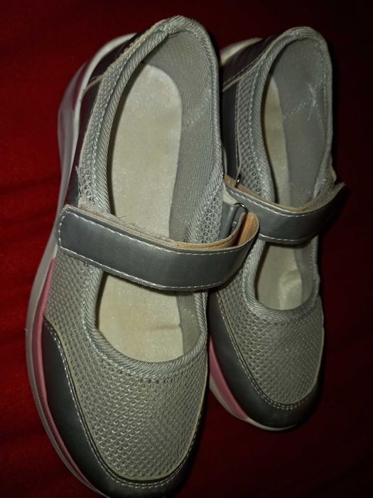 Sapatilhas leves e de tecido aberto/respirável - cinza e rosa - 36