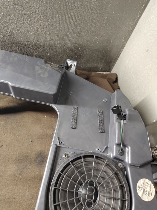 Subwoofer samochodowy radio audi A4 b6 b7 kombi