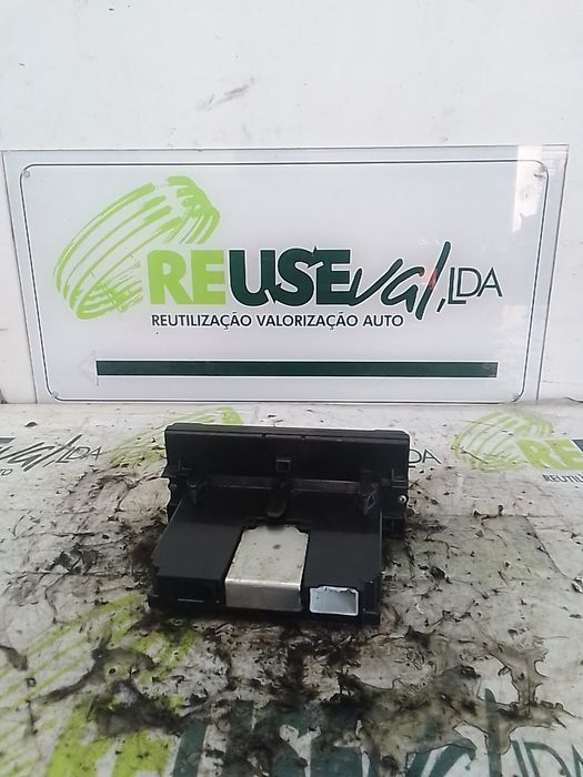 Display Rádio VOLVO V50 (MW)