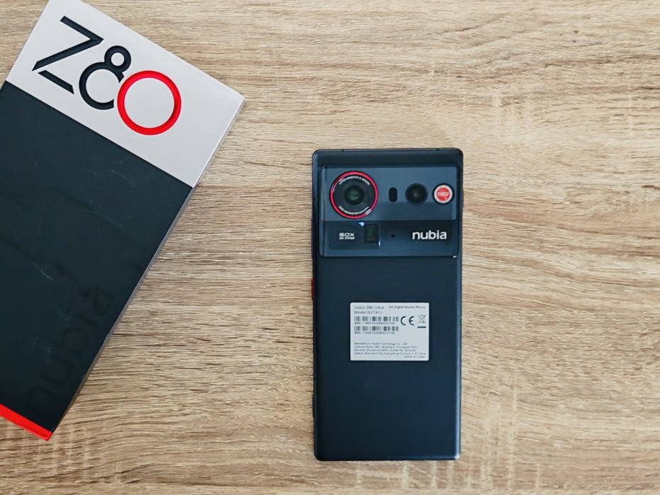 ZTE Nubia Z80 Ultra - 16/512Gb - Preto