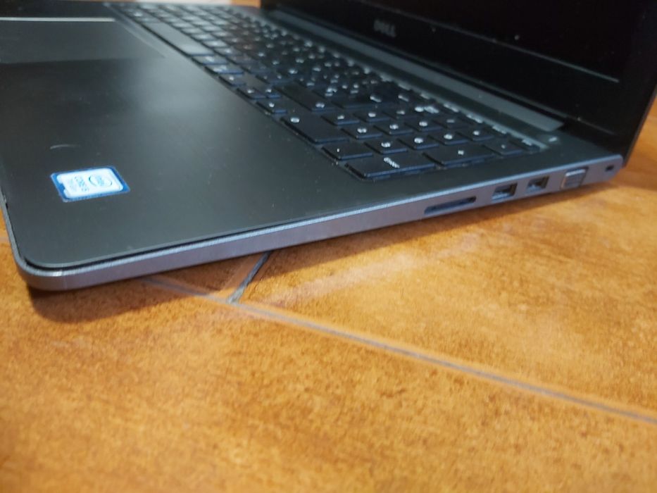Portátil Dell Vostro 15 - intel i5