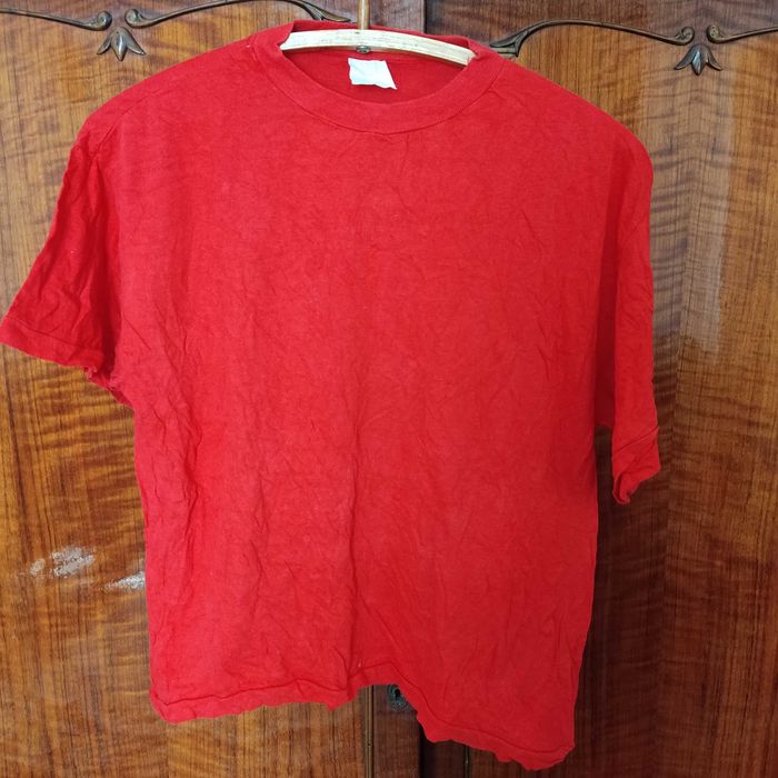 Футболка чоловіча червона