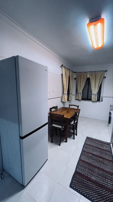 Quarto para arrendar - Agualva