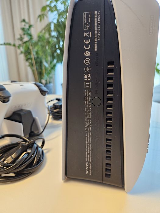 PS5 Slim 1TB Napęd + 2x DualSense + Stacja Ładowania | Gwarancja | Jak Nowa