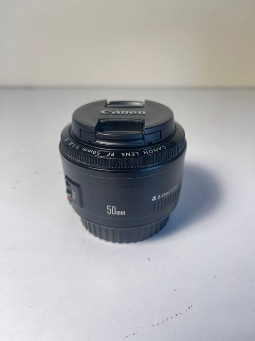 Máquina Fotográfica Canon 700D + Objetiva 50mm 1.8 + 18-55mm, etc