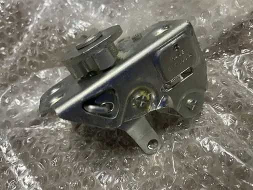 стекло подфарника ваз 2106