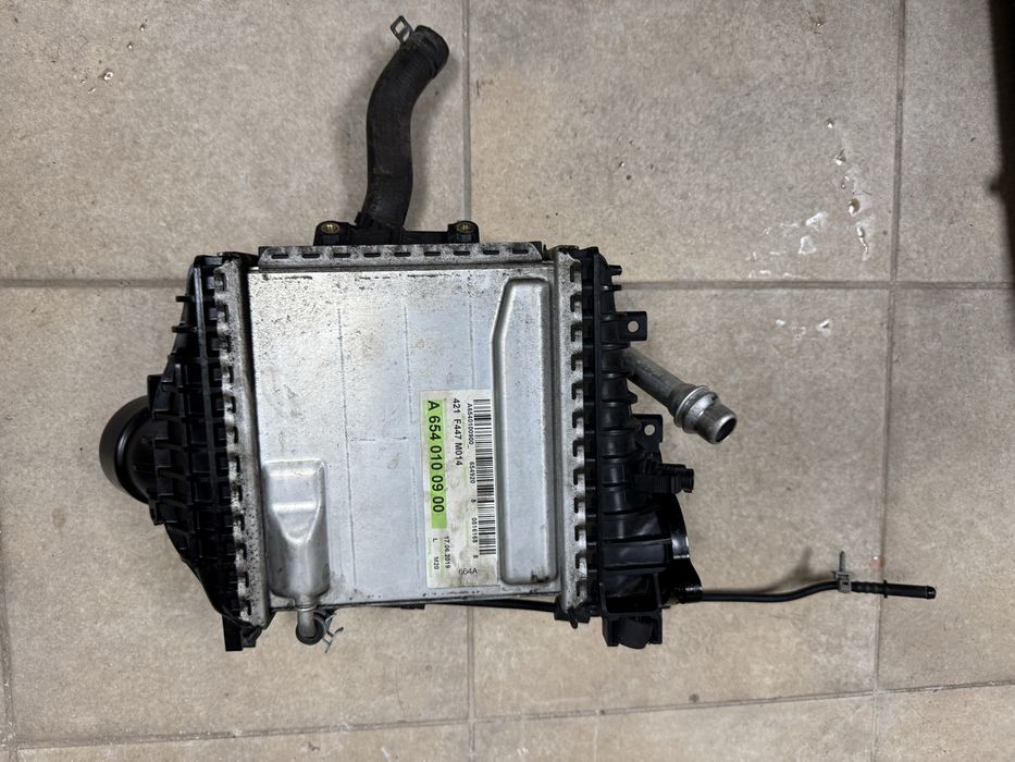 Chłodnica intercooler Mercedes W447 2.0