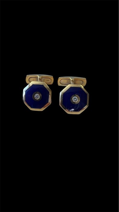 Botões de punho de homem