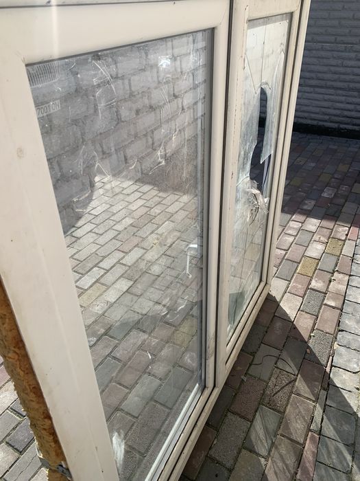 Пластиковое окно б.у