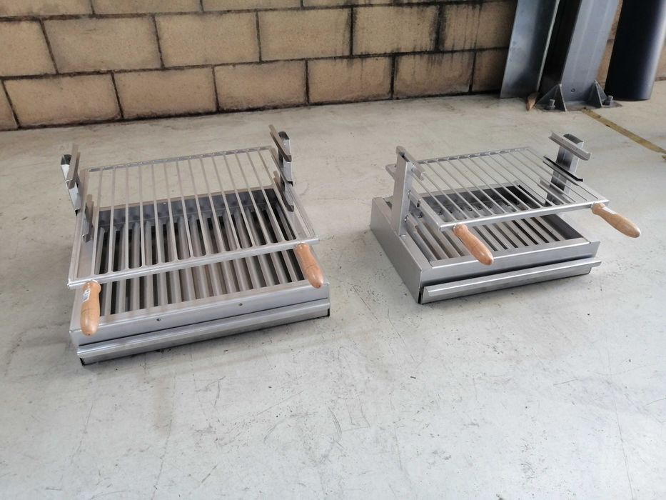 Grelhadores em INOX para churrasqueira (ou c/ pernas)