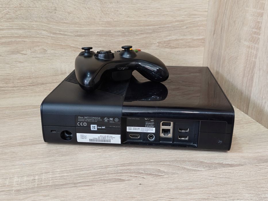 Konsola microsoft xbox 360 e