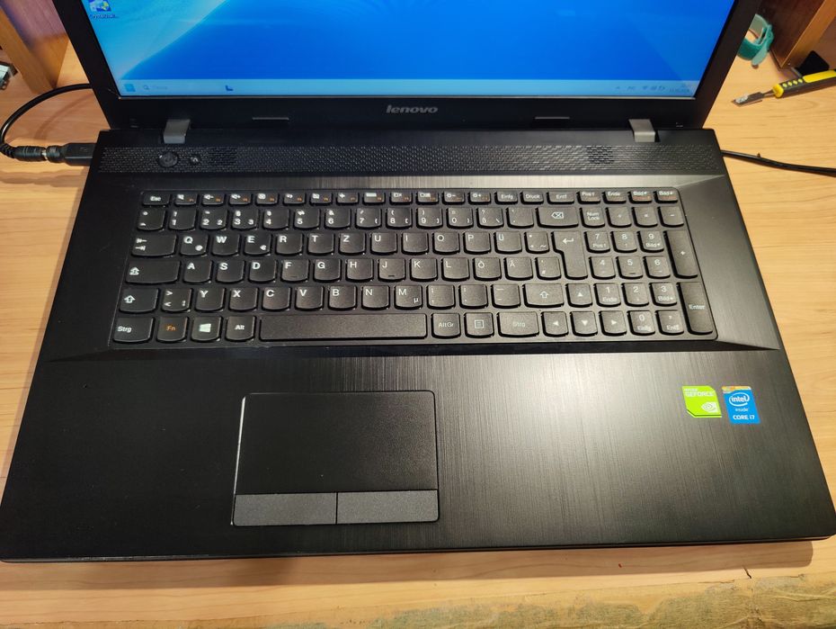 Ноутбук Lenovo g710. Core i7, 8gb, geforce 2gb, 2tb.