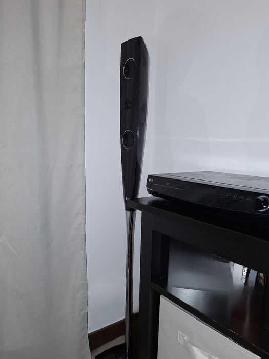 Coniunto DVD c/ sistema de som completo LG