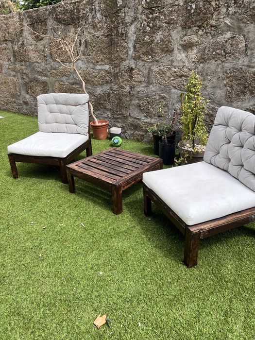 Conjunto de exterior com almofadas