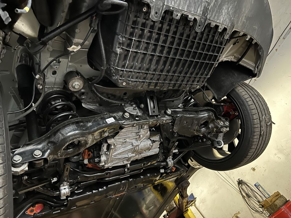 Tesla Model Y MY Цапфа Стойка Ричаг Тяга Підрамник Рейка комплект