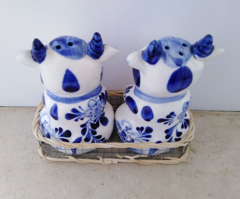 Chávena de chá e saleiro e pimenteiro DELFT _ NOVO
