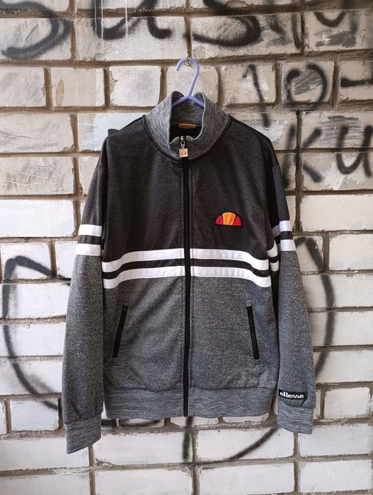 Ellesse  олімпійка
