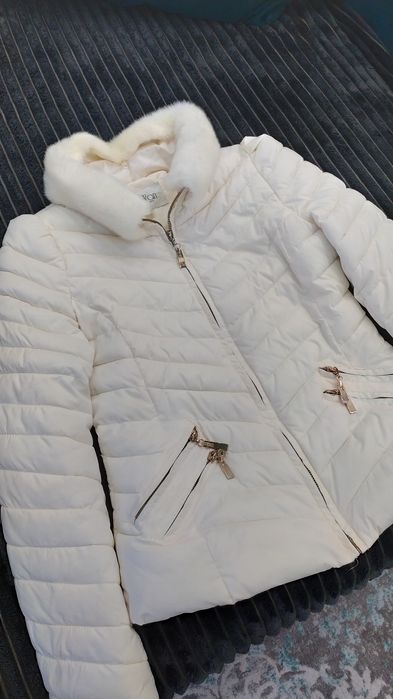 Куртка біла для нареченої /дружки весільна