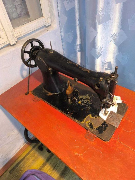 Швейна машинка Кayser пр. Німечина старовина.