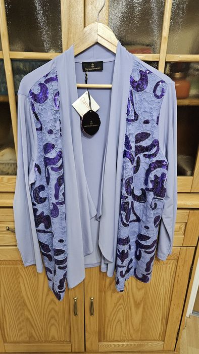 Nowa narzutka z cekinami 48-50 elastyczna