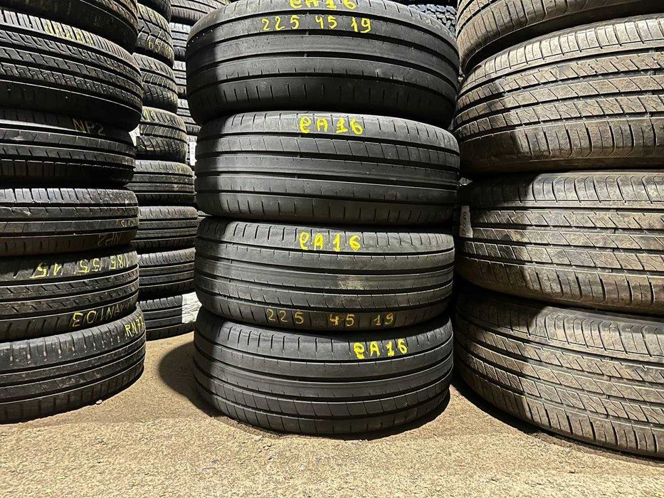 Шини б/у ЛІТО 225/45 R19 Goodyear Eagle F1 70% комплект R19 EA16-22