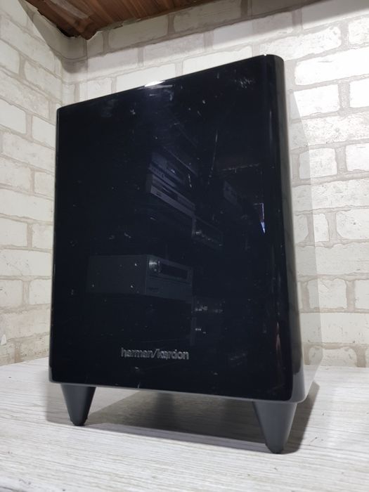 Активний сабвуфер HARMAN KARDON HKTS 200 SUB, +5,б/у з Німеччини