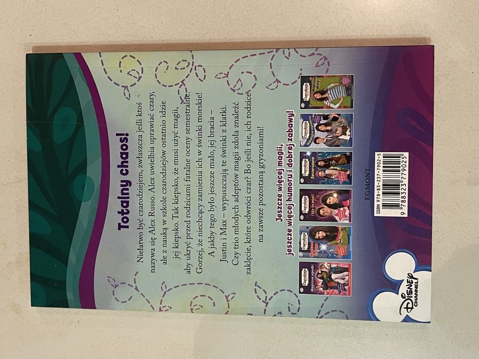 książka Czarodzieje z Waverly Place