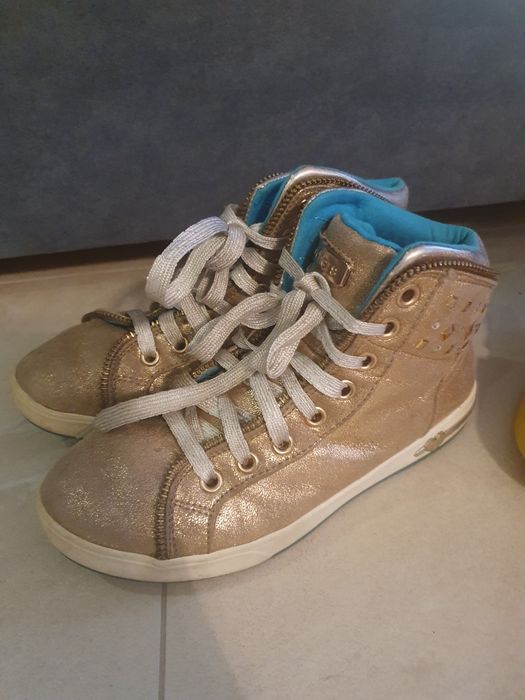 Buty za kostkę Skechers na jesień rozmiar 34 i 35