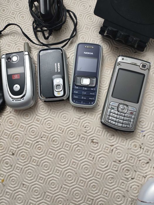 Conjunto telemóveis