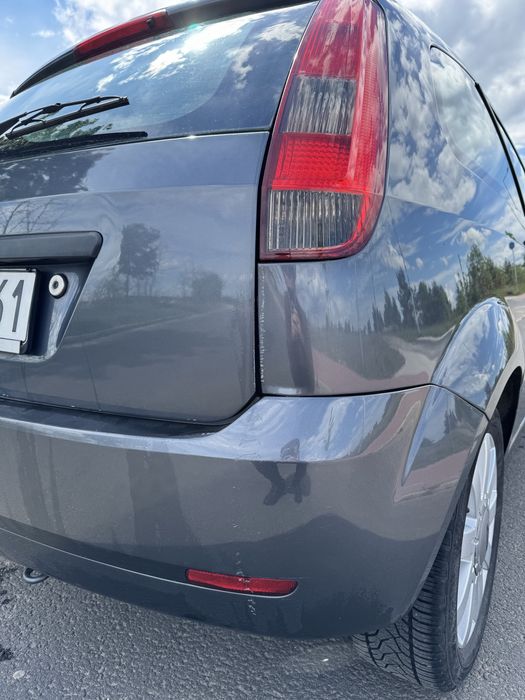 Ford Fiesta 2004
