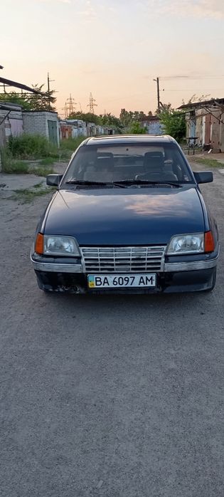 Продам Опель Кадет.
