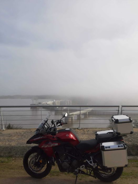 Mota Benelli TRK 502 X
