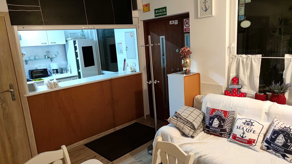 Dom 90 m2 nad jeziorem Wdzydze wynajem !! Linia brzegowa !!