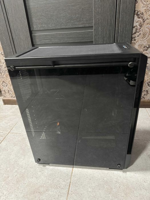 Продам корпус Corsair icue 220t tempered glass