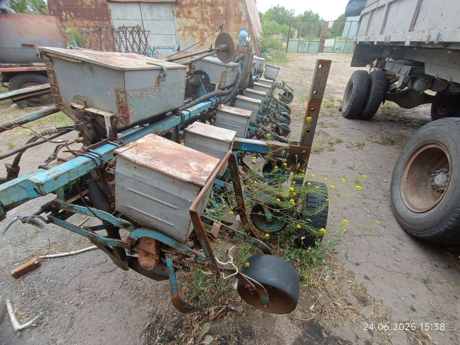 Сівалка пропашна СУПН-8