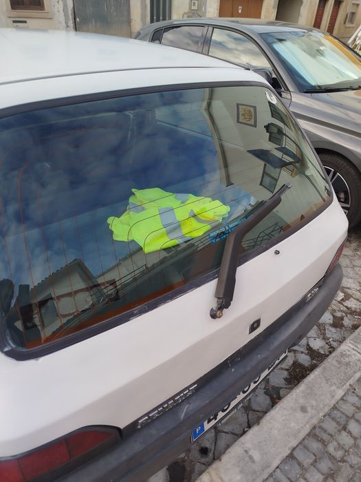 Carro Renault clio