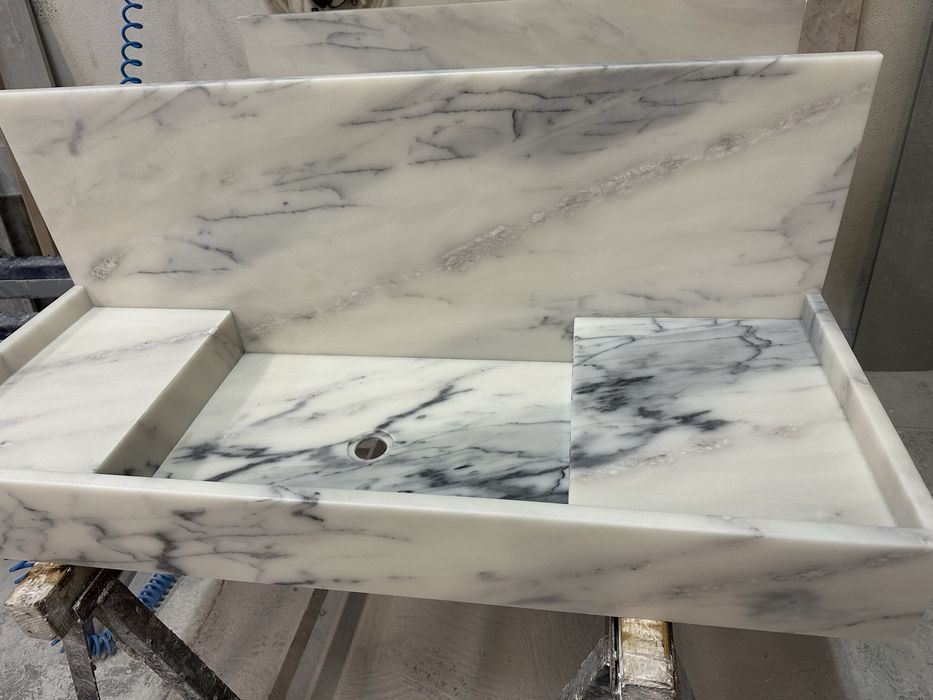 Lavatorios em marmore