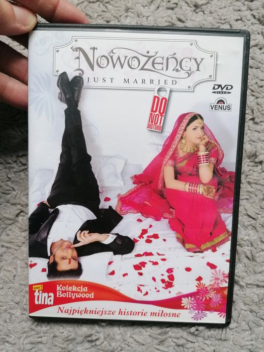 Seria 4 opowiadan milosnych Boolywood
* Historia Miłosna 
* Podróż pos